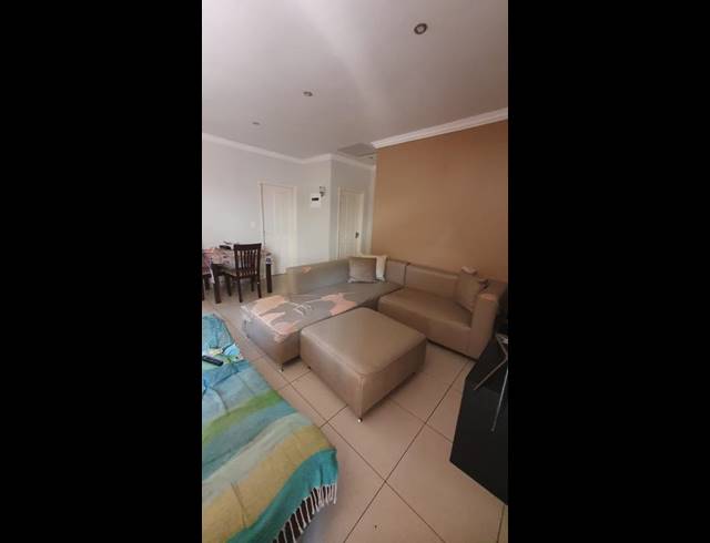 4 BEDROOM HOUSE FOR SALE IN KENSINGTON